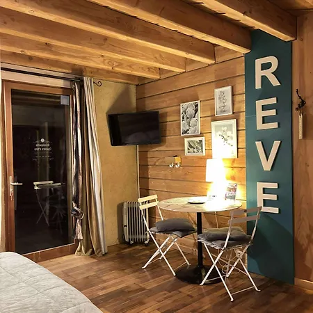 Brindepaille Bed & Breakfast Vallon-Pont-dʼArc
